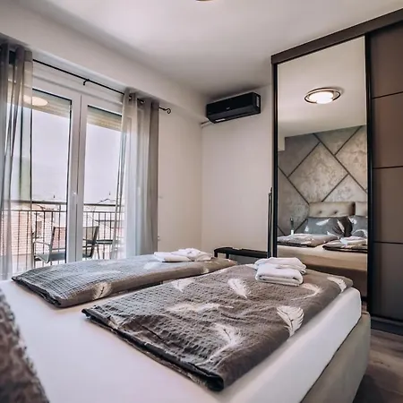 Grey Corner Apartment Ohrid Exterior photo